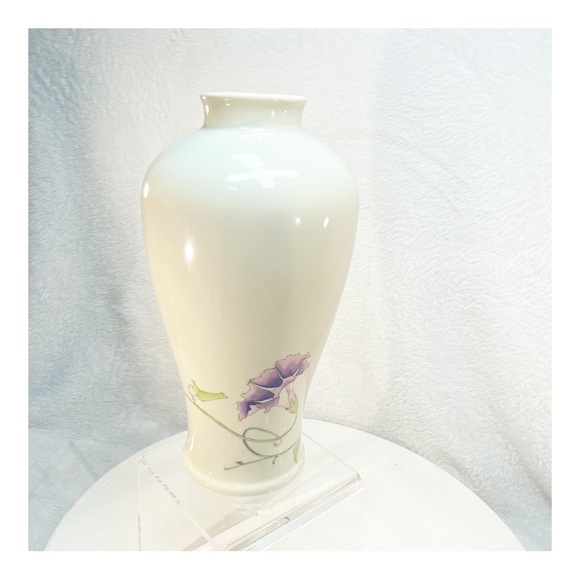 Japan Toyo Morning Glory 8.5” Pink Purple Green Vase Designed by Magie - Picture 4 of 15